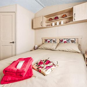 Mobile Home 3
